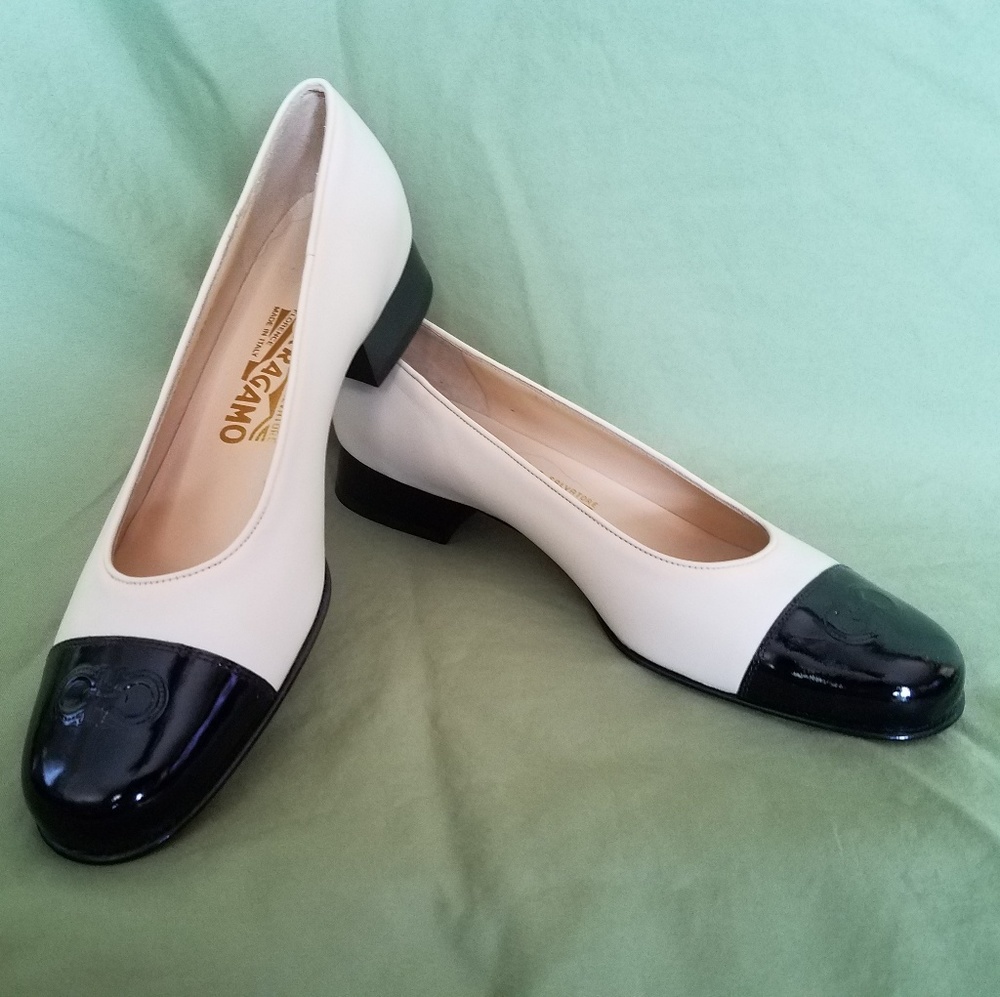Salvador Ferragamo Agile Bone and Nero Flats